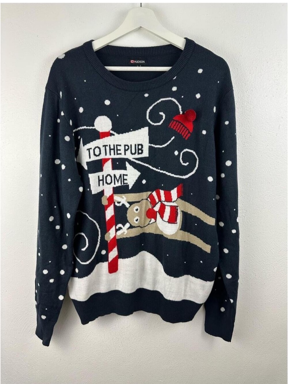 Hudson Women’s Crewneck Christmas To The Pub Sweater Size L